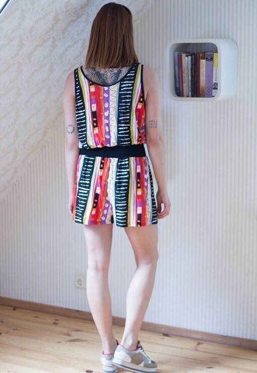 garment image