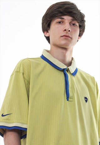 VINTAGE NIKE 90S GREEN SHORT SLEEVE