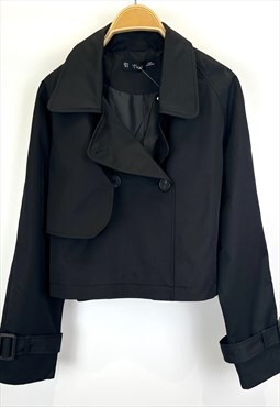 Kzell Cropped Mini Trench in Black