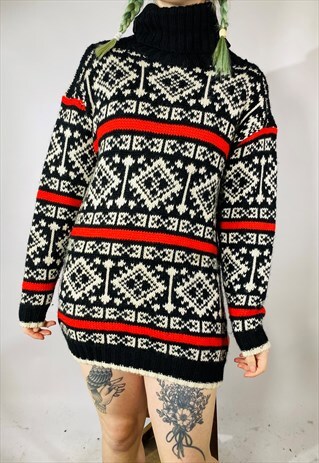 VINTAGE SIZE S CHUNKY KNIT NORDIC JUMPER DRESS IN MULTI