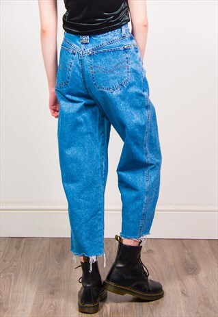 VINTAGE 90'S LIGHT BLUE HIGH WAIST CROPPED RAW HEM JEANS