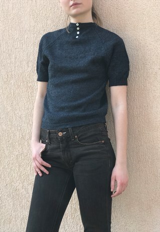 MOTHER OF PEARL BUTTONED WOOL TOP