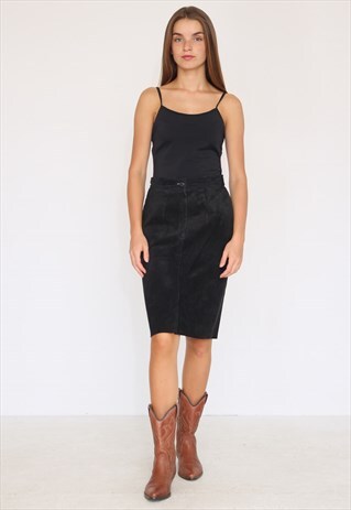 VINTAGE BLACK SUEDE MINI SKIRT