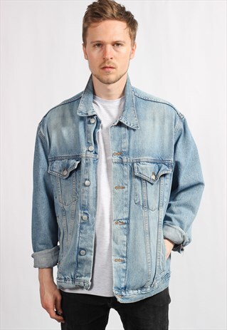 VINTAGE DENIM JACKET