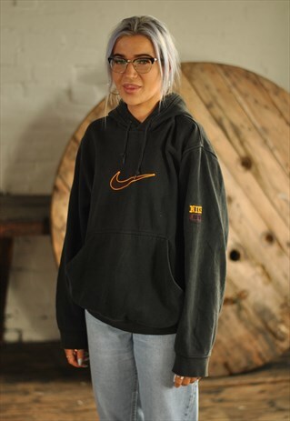 VINTAGE NIKE LOGO BOYFRIEND HOODIE