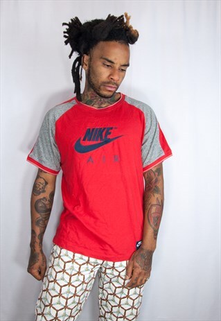 NIKE RED EMBROIDED VINTAGE T SHIRT