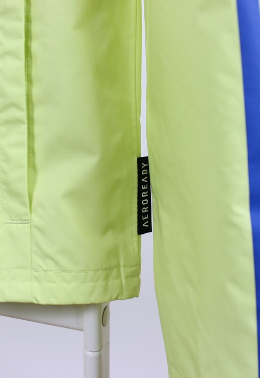 garment image