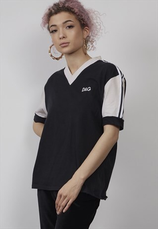 VINTAGE 90'S BLACK D&G V-NECK T-SHIRT