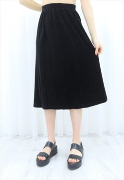 80s Vintage Black Velvet Midi Skirt (Size L)