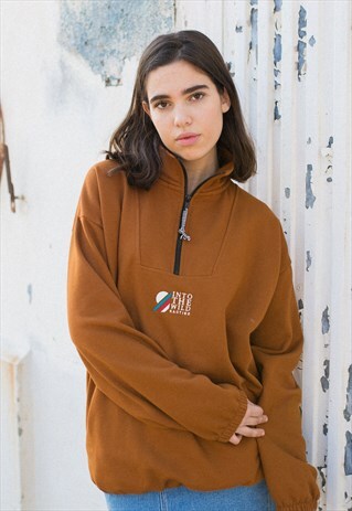 UNISEX "QUEBEC" 1/4 ZIP SWEATSHIRT IN TOFFEE
