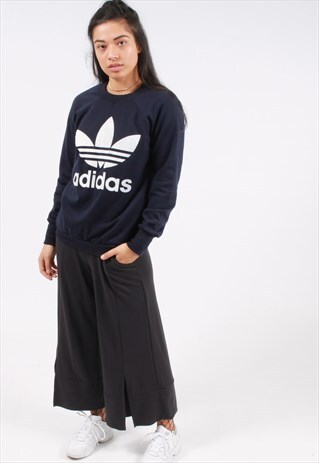 VINTAGE ADIDAS SWEATSHIRT