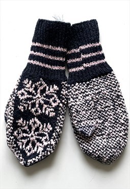 Snowflakes Knit Recycled Casual Mittens / Gloves