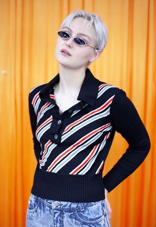 VINTAGE 70S KNITTED TOP BLACK WHITE RED STRIPED V NECK CROP