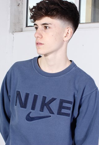VINTAGE NIKE BLUE EMBROIDERED SWEATSHIRT