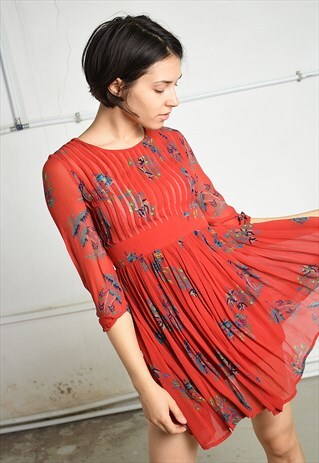 VINTAGE 70S PLEATED PARIS CHIC MINI DRESS WITH FLORAL PRINT
