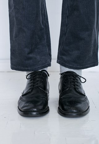 VINTAGE BLACK LEATHER SHOES