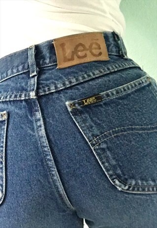 90'S LEE BLUE HIGH WAISTED TAPERED LEG MOM JEANS