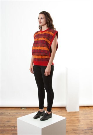 RED KNIT BOXY TANK TOP / SLEEVELESS PLAID SWEATER