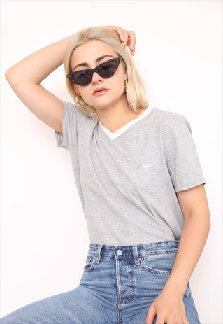 VINTAGE 90S NIKE GREY TOP T-SHIRT