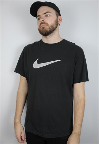 VINTAGE NIKE TEE SIZE LARGE