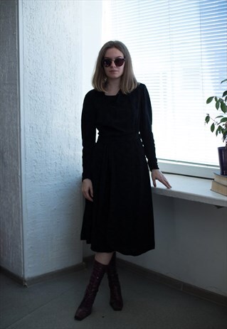 VINTAGE 60'S HANDMADE BLACK MIDI JACQUARD LONG SLEEVED DRESS