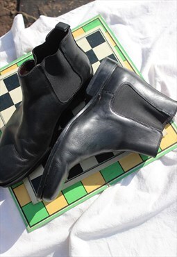 Vintage Y2K Black Leather Chelsea Boots