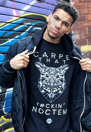 CARPE NOCTEM BLACK OVERSIZED TEE