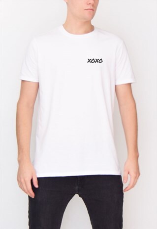 WHITE XOXO T-SHIRT