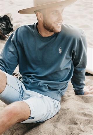 'SEAHORSE' EMBROIDERED MENS SWEATSHIRT IN MARINE BLUE