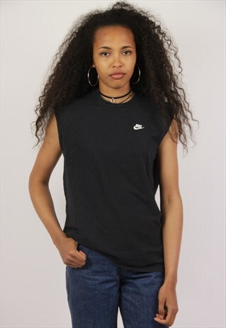 VINTAGE NIKE TOP