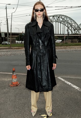 VINTAGE LEATHER TRENCHCOAT