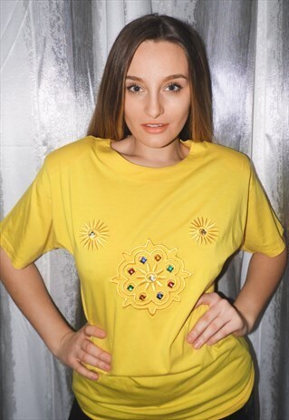 VINTAGE TOP YELLOW T SHIRT SEQUIN EMBELLISHMENTS SHOULDER