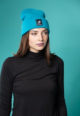 LOGO BEANIE IN TURQUOISE