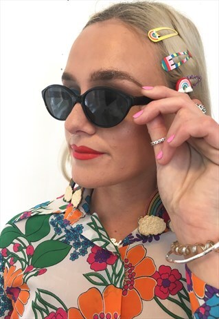 VINTAGE CLASSIC BLACK CAT EYE SUNGLASSES