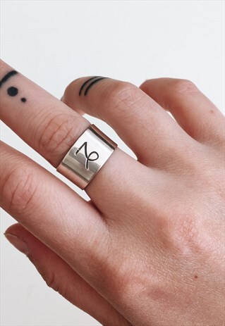 STERLING SILVER CHUNKY BAND RING WITH CAPRICORN STAR SIGN