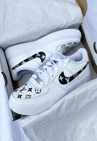 AIR FORCE 1 LV CUSTOM IN BLACK