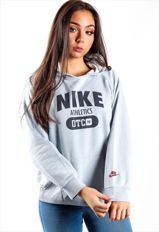 VINTAGE NIKE HOODIE H76