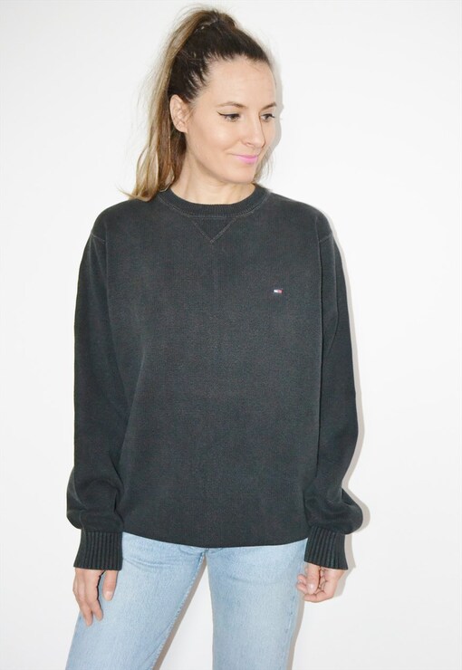 garment image