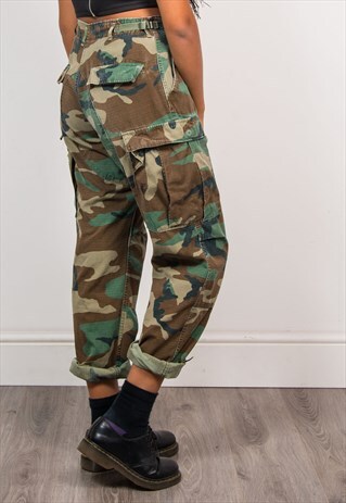 VINTAGE 90'S GREEN GRUNGE ARMY CAMO TROUSERS