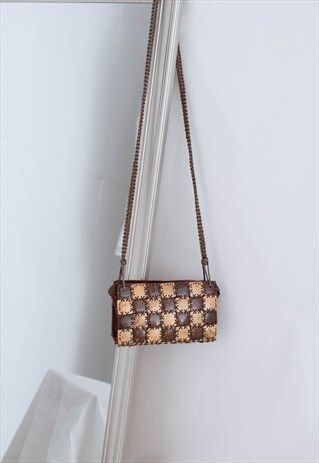 VINTAGE WOODEN BEADED CROSS BODY BAG IN BROWN CHECK