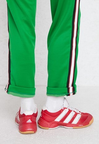 VINTAGE RED ADIDAS TRAINERS