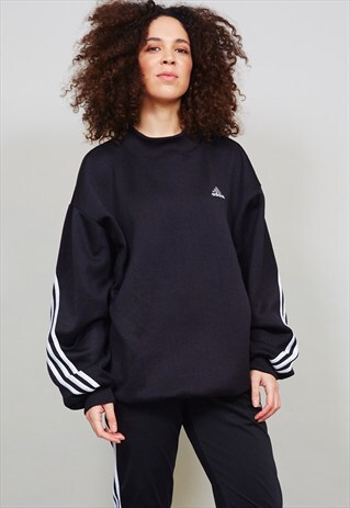 VINTAGE 90'S BLACK SUPER OVERSIZED ADIDAS SWEATER