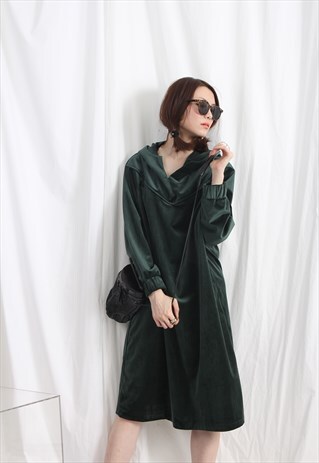(KOREAN) HOODED VELVET DRESS GREEN