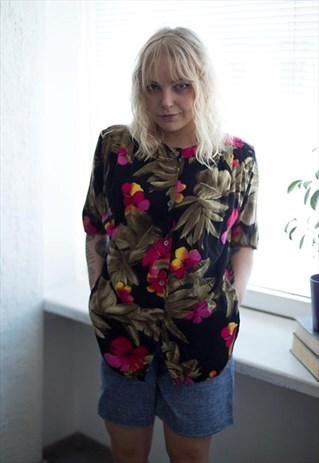 VINTAGE 80'S BLACK FLOWER PATTERNED SHIRT
