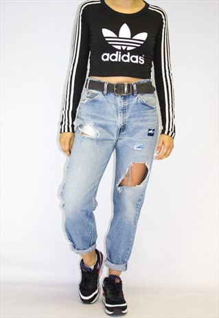 VINTAGE 80'S BADGED MEDIUM RISE MOM LEVI JEAN'S