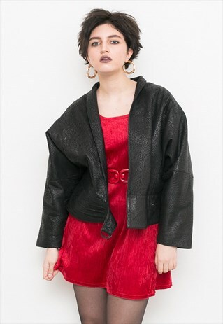 VINTAGE BLACK LEATHER CROP JACKET
