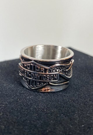 VINTAGE HARLEY DAVIDSON RING IN SILVER WITH ENGRAVED LOGO