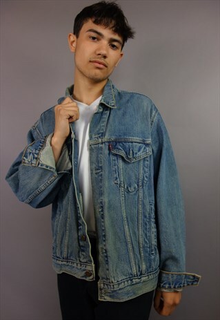 CLASSIC BLUE LEVI'S DENIM JACKET