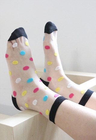 POLKA DOT SHEER SOCKS IN BLACK