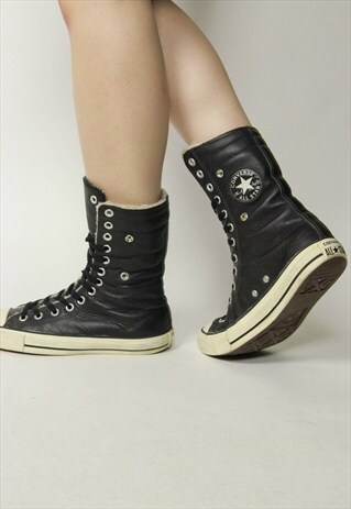 VINTAGE CONVERSE TRAINERS
